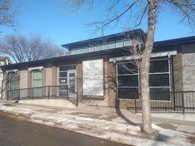 Dhalla Sonny Dr | Plastic Surgeon in BrandonProSculptMD.ca