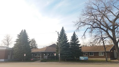 Emerson Health Centre | Plastic Surgeon in EmersonProSculptMD.ca