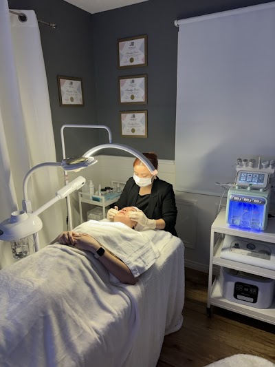 Here U Glow Esthetics | Plastic Surgeon in Airdrie | ProSculptMD.com