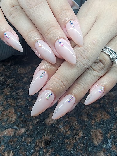 ITOJ Beauty Studio | Academy | Plastic Surgeon in Lloydminster | ProSculptMD.com