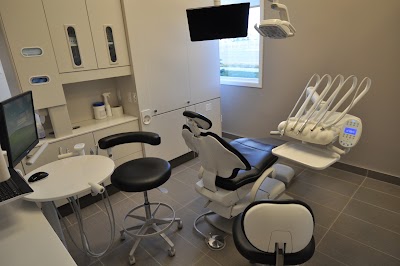 Montrose Dental Care | Plastic Surgeon in Beaumont | ProSculptMD.com